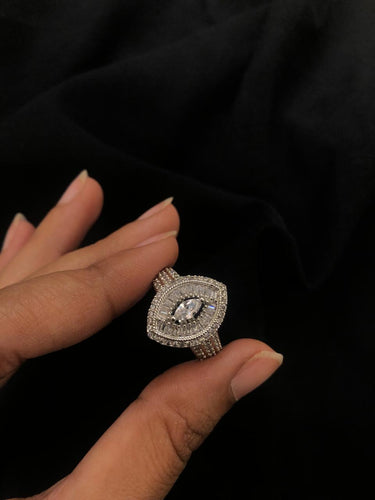Bold Baguette Ring